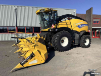 Forage-harvester New Holland FR500 Forager + FIE450 Mais Header 8 Rows