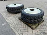 Wheels, Tyres, Rims & Dual spacers Alliance 230/95R48 + 230/95R32 incl. vaste velgen NH