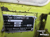Combine Claas Kompakt 30