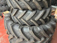 Wheels, Tyres, Rims & Dual spacers BKT 480/70R30 & 380/70R20 nieuwe banden