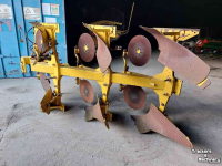 Ploughs  Rumptstad 3 schaar Wentelploeg