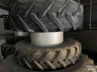 Wheels, Tyres, Rims & Dual spacers  4x480/80-42. 2x270/95-36  2x16,9-28