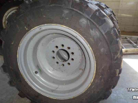Wheels, Tyres, Rims & Dual spacers Continental 315/55R16 MPT81