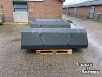 Loading buckets  Euro Grondbak in diverse maten op voorraad!