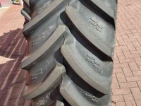 Wheels, Tyres, Rims & Dual spacers Alliance 540/65R28 Agristar 365 op Fendt velg 8 gaats, +/- 40MM