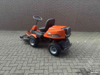 Ride-on mower Husqvarna R13C