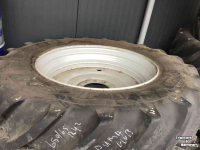 Wheels, Tyres, Rims & Dual spacers Michelin 650/65r42 met 10 gats velg 335mm hart
