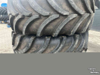 Wheels, Tyres, Rims & Dual spacers  650/65R38 vredestein op velg
