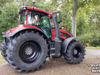 Tractor Valtra Q285 Tractor