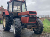 Tractor Case 845 XLA