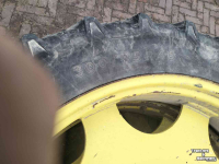Wheels, Tyres, Rims & Dual spacers  300/95R46 steek 140/205/8