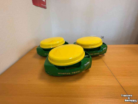 GPS steering systems and attachments John Deere StarFire 7500
