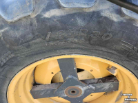 Wheels, Tyres, Rims & Dual spacers  Dubbellucht naast 20.5R25. Shovel