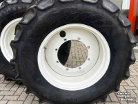 Wheels, Tyres, Rims & Dual spacers Mitas set MITAS AS 65 480/65R28 en 600/65R38 ca 80% op velgen NewH T6.xxx/T7.xxx