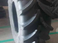 Wheels, Tyres, Rims & Dual spacers Vredestein 600/70R30