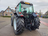 Tractor Valtra 6400