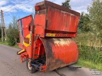 Vertical feed mixer Peecon Biga VML075 Voermengwagen