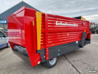 Silage-block distribution wagon Schuitemaker Amigo 40S blokkendoseerwagen