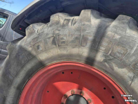 Tractor Fendt 828