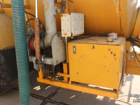 Slurry tank Veenhuis VMB8000 giertank mesttank waterwagen zuigarm