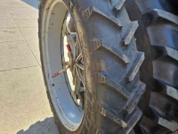 Wheels, Tyres, Rims & Dual spacers  Molcon 7-ster 12.4R46. 300/95R46