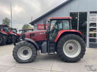 Tractor Case-IH CVX 1155 met originele fronthef en pto