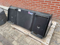 Loading buckets Qmac Qmac Grondbak mini 120cm. laadbak evt. met ander aanbouwdelen