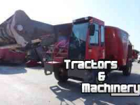 Self-propelled feed mixer RMH Megamix 18