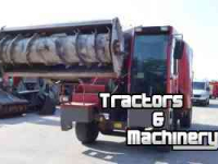 Self-propelled feed mixer RMH Megamix 18