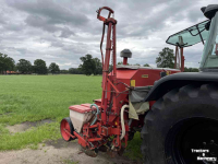 Seed drill Becker 6 rijer maiszaaimachine