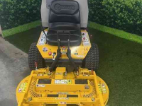 Ride-on mower Walker S18GH opvangzero-turn frontmaaier