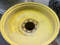 Wheels, Tyres, Rims & Dual spacers John Deere 10x38 passend onder 6420 1.50 spoor