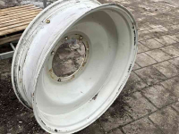 Wheels, Tyres, Rims & Dual spacers  38x10