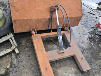 Other transport and industrial equipment and accessories  Schepbak heftruck hydraulische