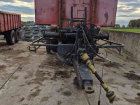 Hooked-arm carrier  container kar
