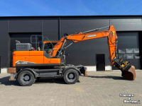 Excavator mobile Doosan DX160-7