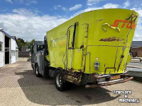 Self-propelled feed mixer Storti Dobermann SW 200