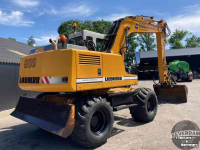Excavator mobile Liebherr A900 Litronic