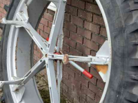 Wheels, Tyres, Rims & Dual spacers Molcon 12.4R46