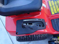 Ride-on mower Simplicity SLT275SD Zitmaaier DEMO