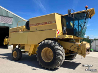 Combine New Holland TX 36 Combine