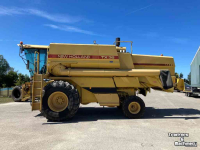 Combine New Holland TX 36 Combine