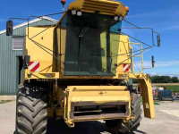 Combine New Holland TX 36 Combine