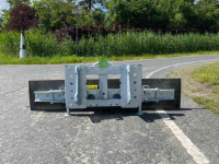 Rubber yard scraper Zocon 1.90m en 2.70m Eurotrac / Giant