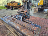 Excavator tracks Volvo EC 210 BLC