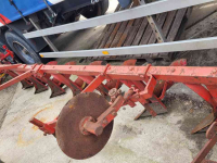 Ploughs  7 schaar stoppelploeg