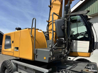 Excavator mobile Liebherr A918