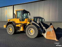 Wheelloader Volvo L70F shovel