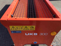 Granulate spreader Rauch UKS 3000