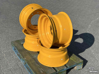 Wheels, Tyres, Rims & Dual spacers JCB W11x18  8 gaats  JCB 41/940370 JCB 406-407-409